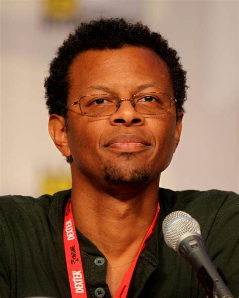 phil lamarr net worth.